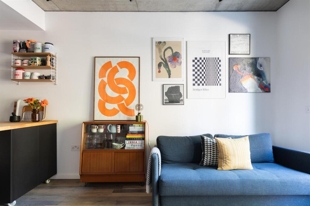 Flat 2 West Apartments, 50 Lawrence Road-07.jpg