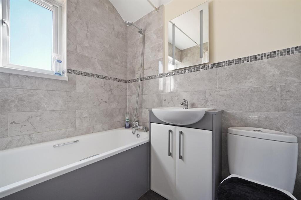38A Vicarage Road - anV4F08flfNot1iv2oN8.jpg