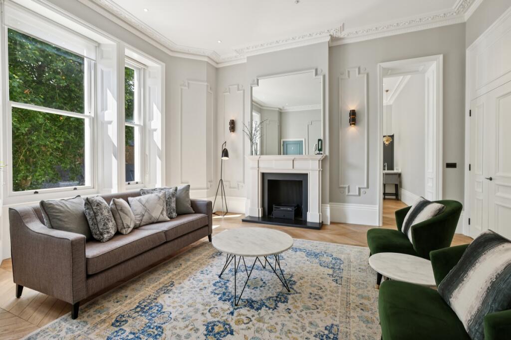 4 The   Arts Hous...