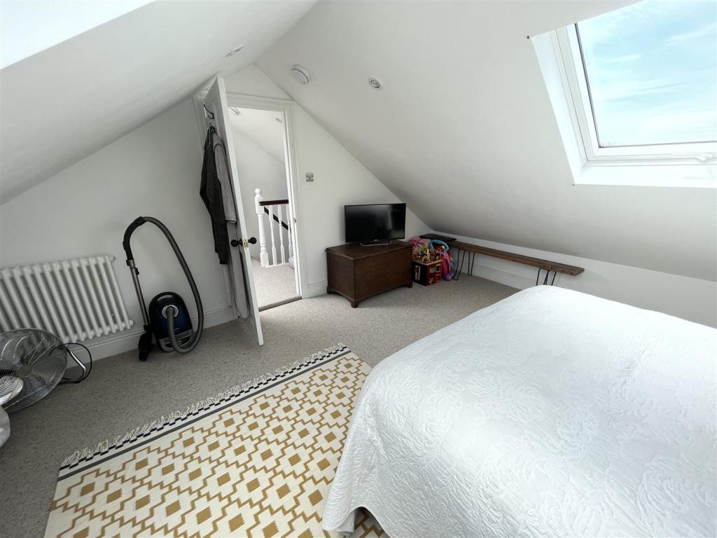 Bedroom 3 Aspect 2.jpg