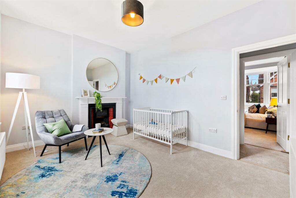 10 Pembroke Crescent Renovation Full Res-8.jpg