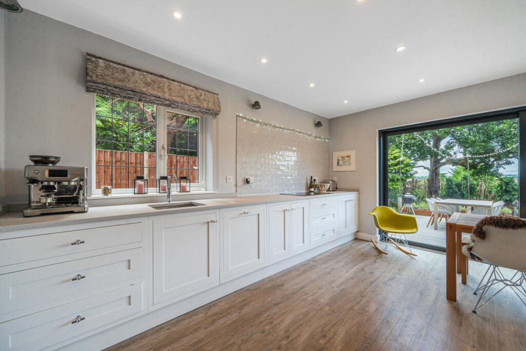 1-1333269-1-688ba...