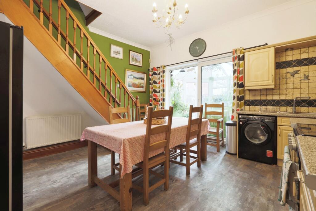 Kitchen House