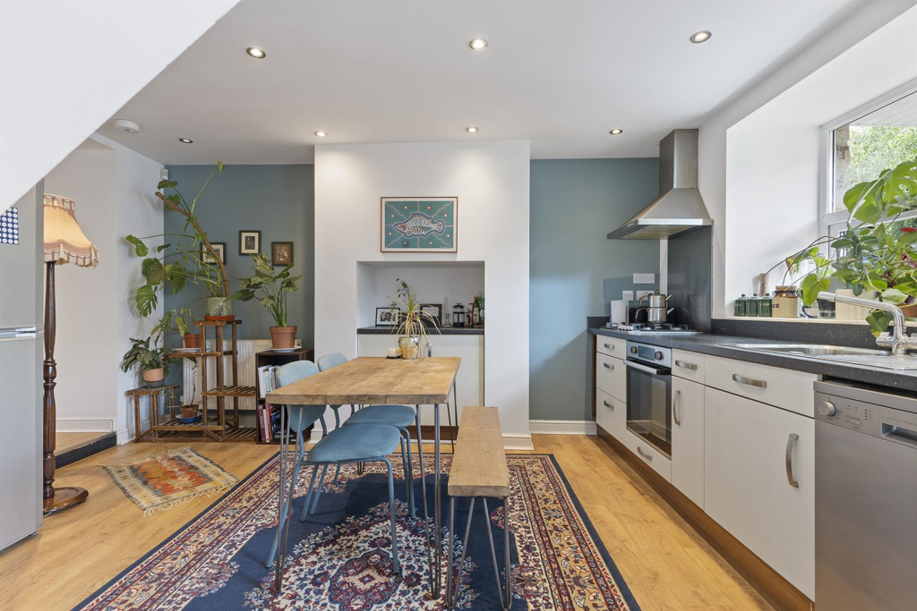 4 Westwood Rd, Sheffield 07_297.png