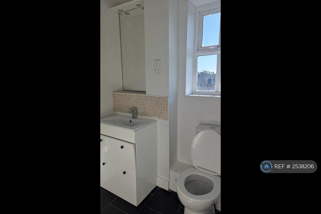 Ensuite Bathroom