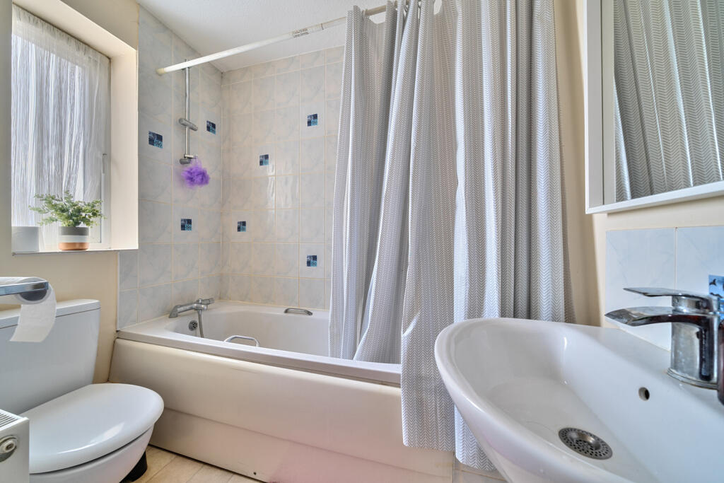 4-681b9b5a3f83e-1...