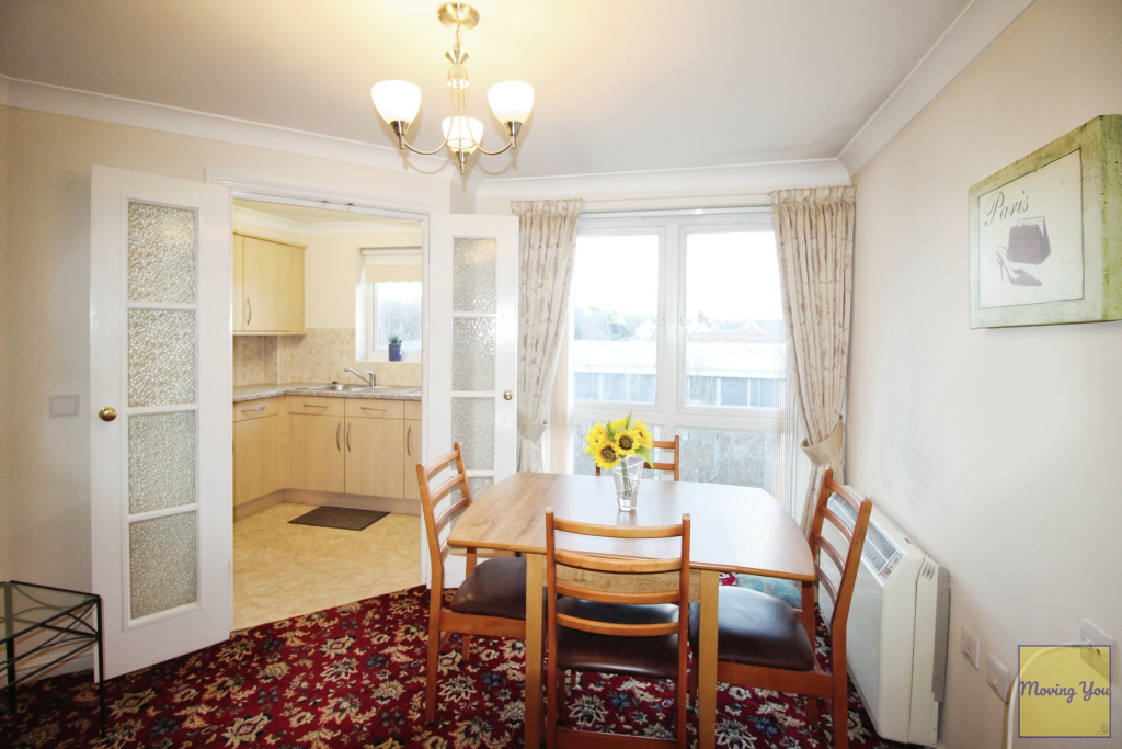 Dining area.JPG
