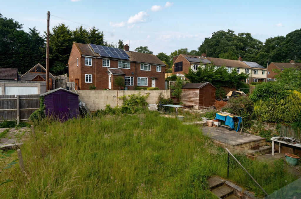 1304803-11-684811...