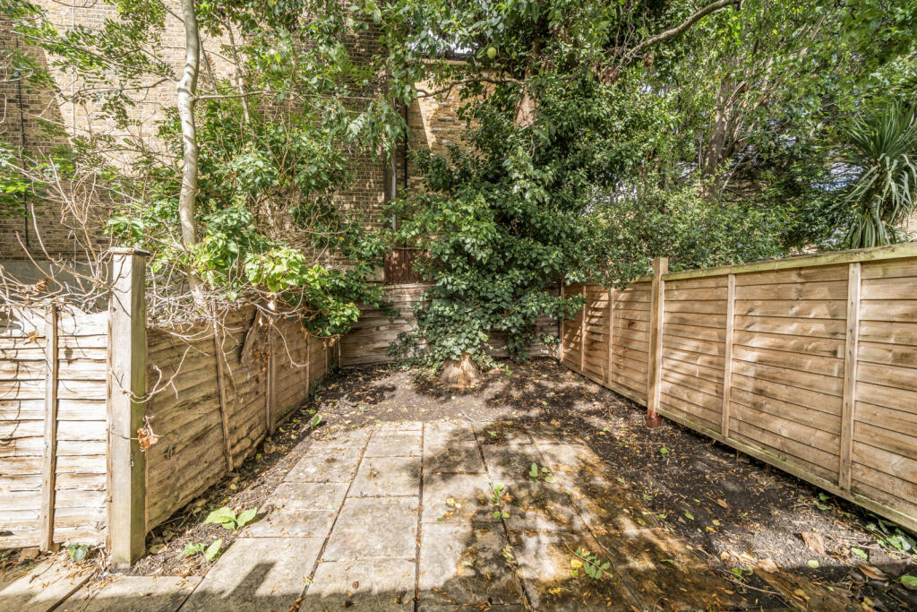 1347520-3-68b843e...