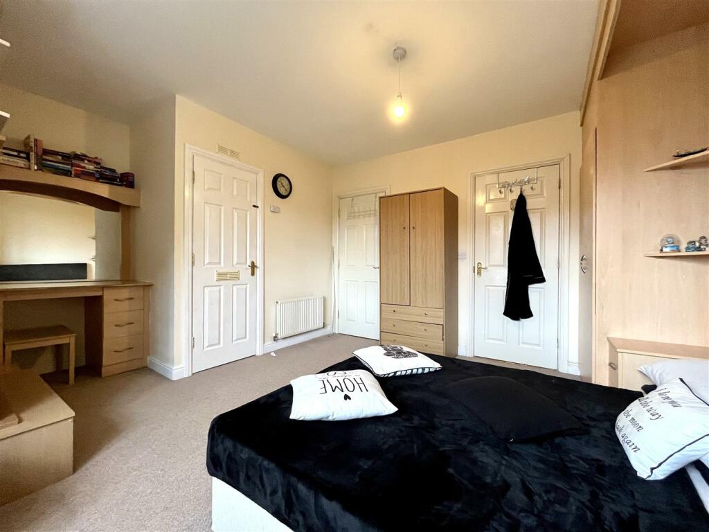 Bedroom 1 Aspect 3