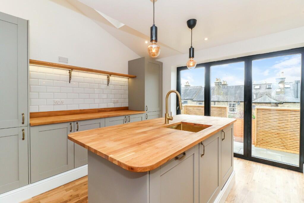 Kitchen/breakfast rm