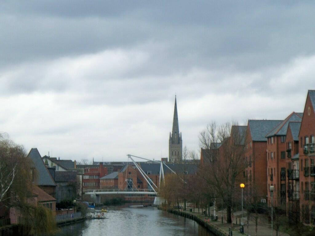 IMG_383474_18_lar...