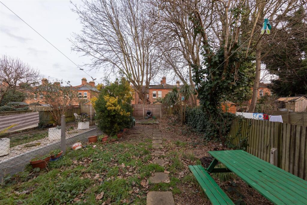 Diana Road E17