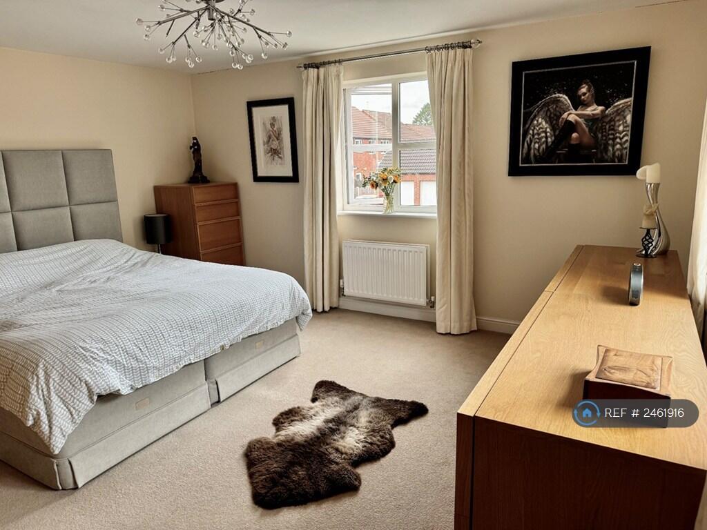 Main Bedroom