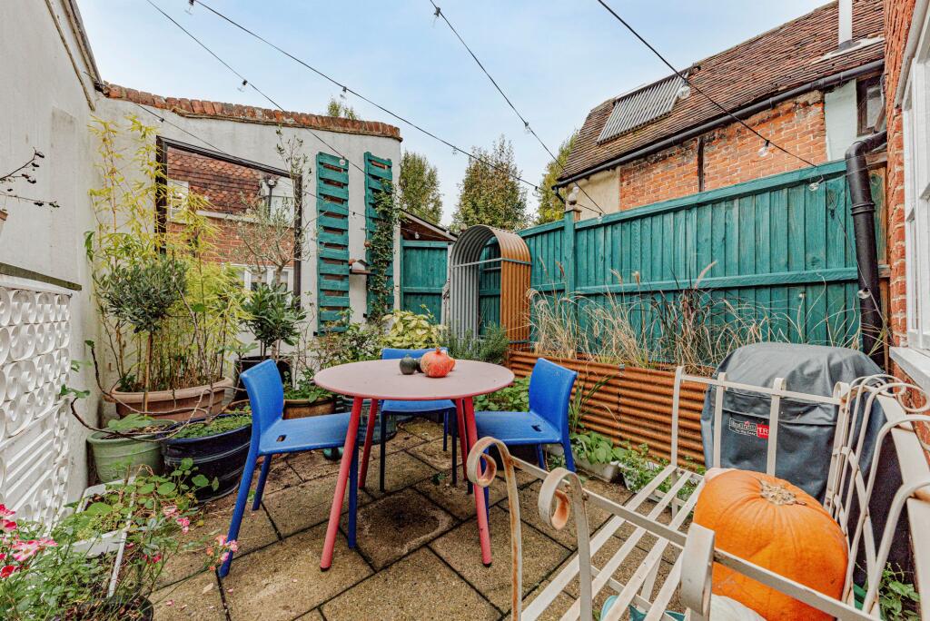 Courtyard Garden (1)