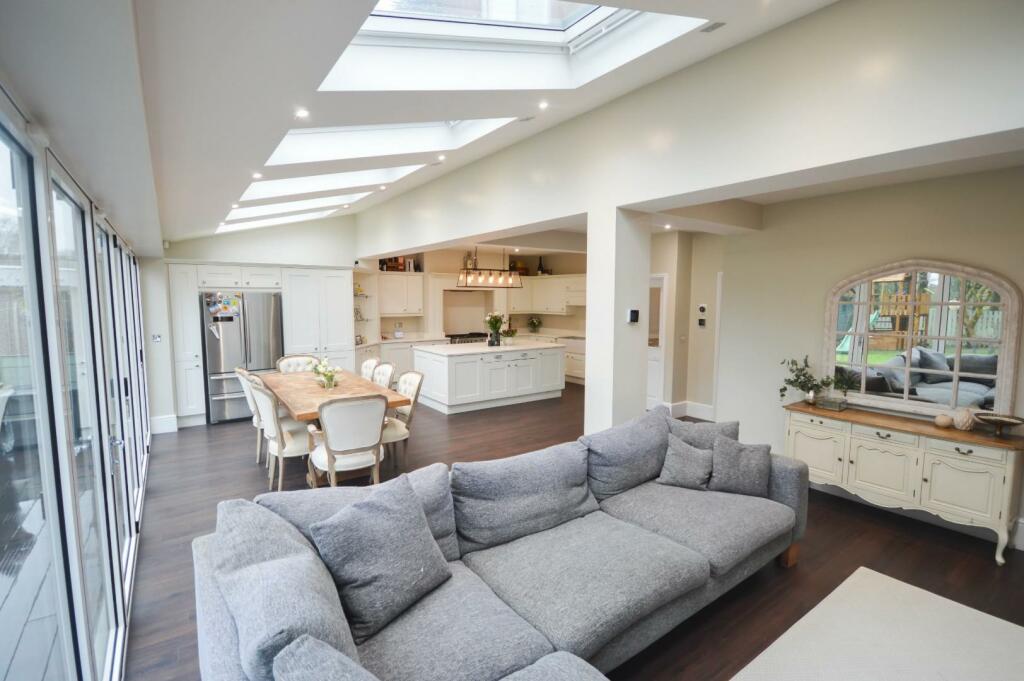 Open Plan Lounge/Kitchen/Diner
