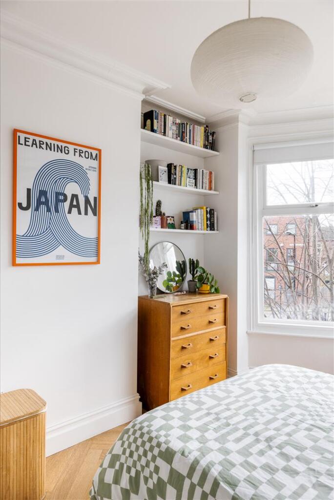 Lyndhurst Drive, E10