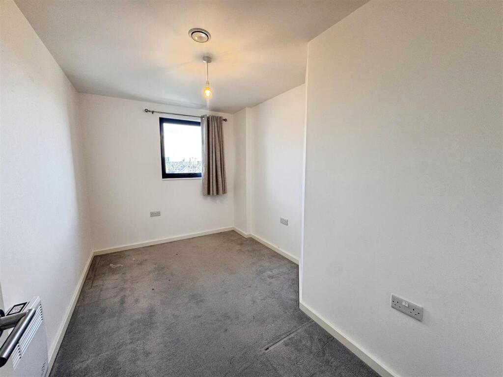 Bedroom.jpg