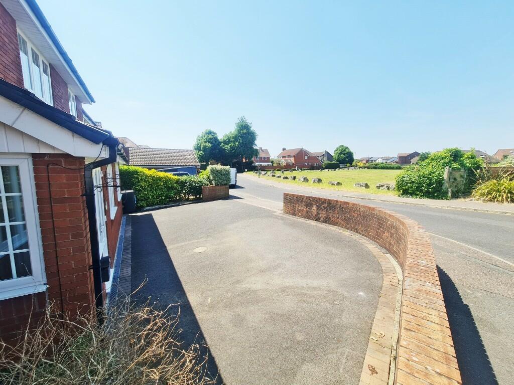 Driveway/Outlook