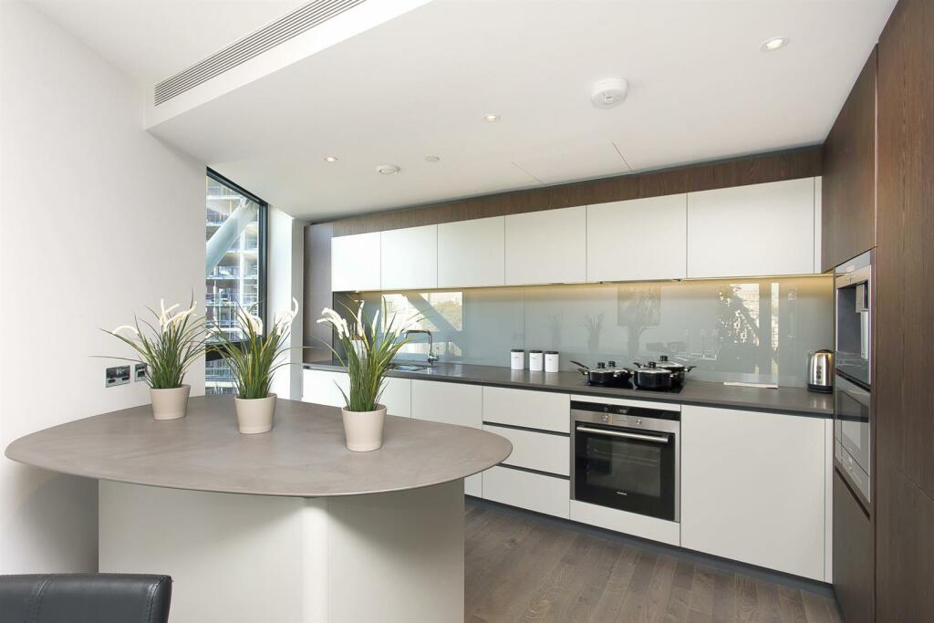 25-Kitchen.JPG
