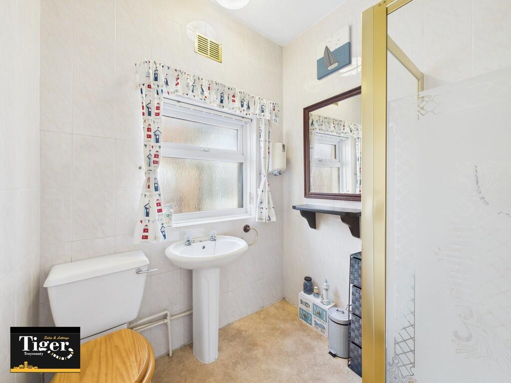 CAM03440G0-PR0270...