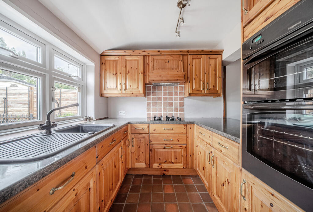 1373795-6-6900cc2...