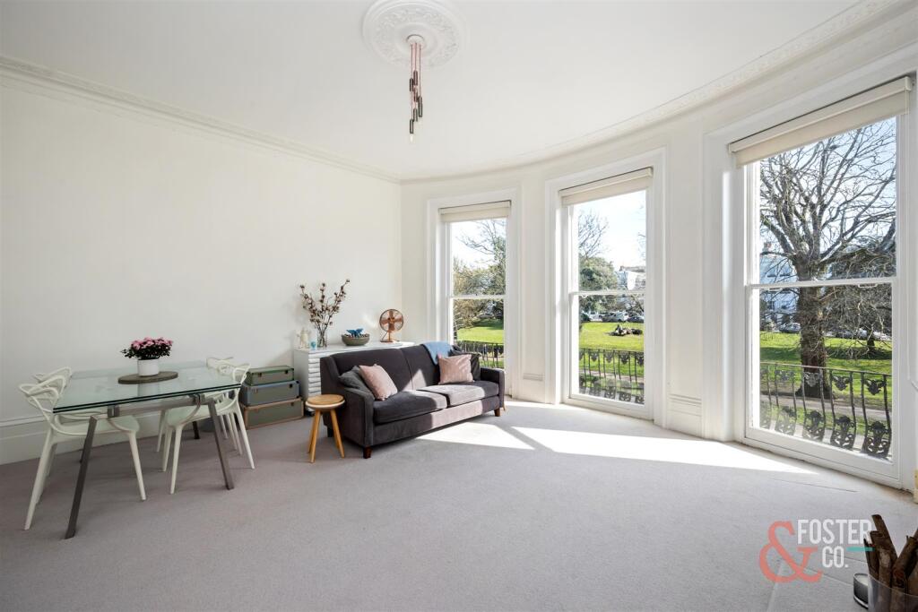 Vernon Terrace, 15, Flat 2-003.jpg