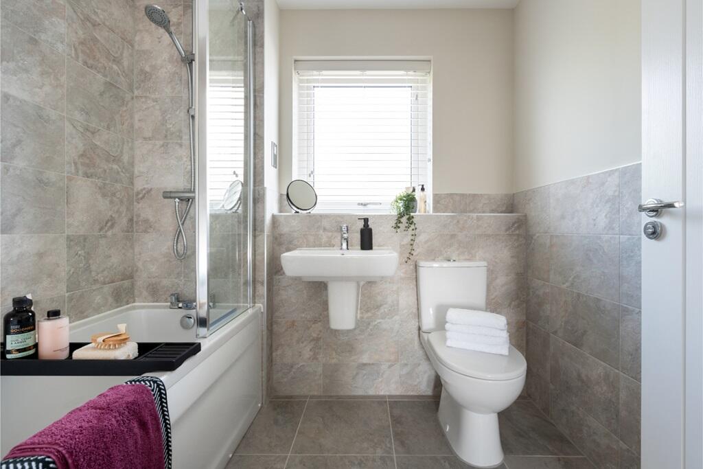 Personalise your bathroom with Porcelanosa wall tiles