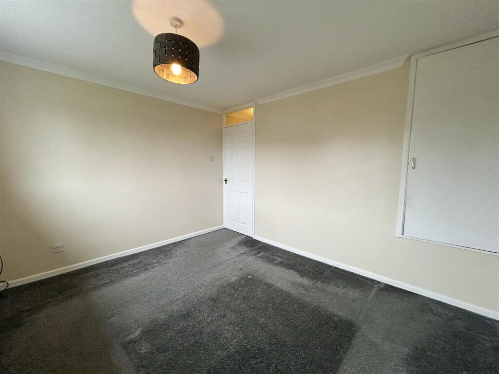 Bedroom 1.jpeg