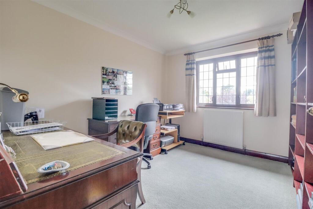 35 RIVERSIDE WALK WICKFORD-13.jpg