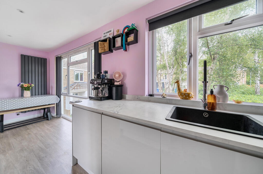 1319217-6-686509a...