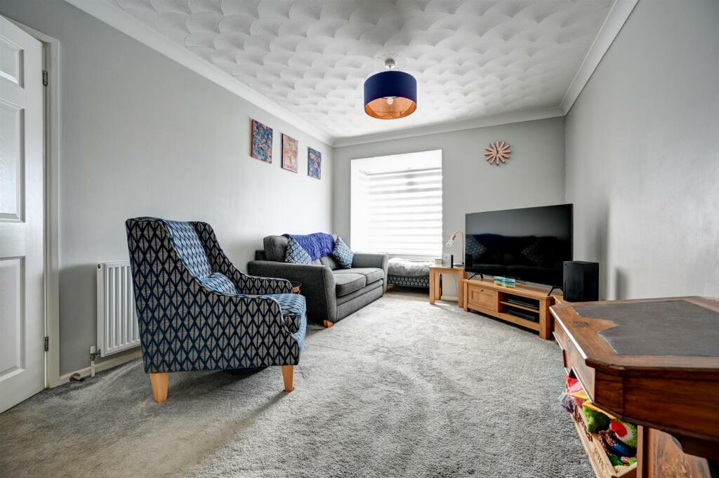 Lounge Diner (1).jpg