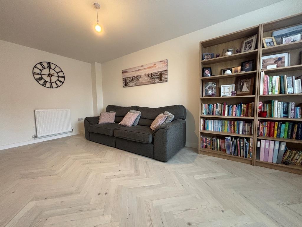 Sitting Room (2).JPG