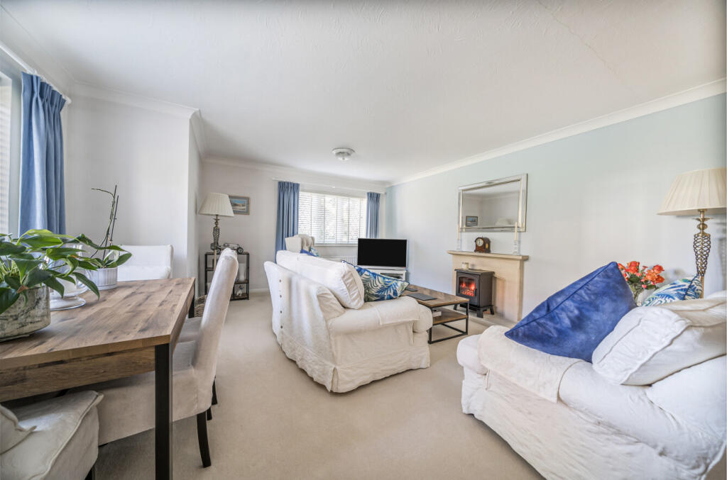 1348859-8-68badd5...