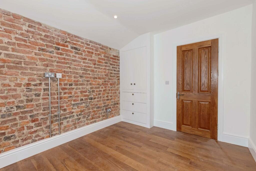 TF 32 Blatchington  rd_1.JPG