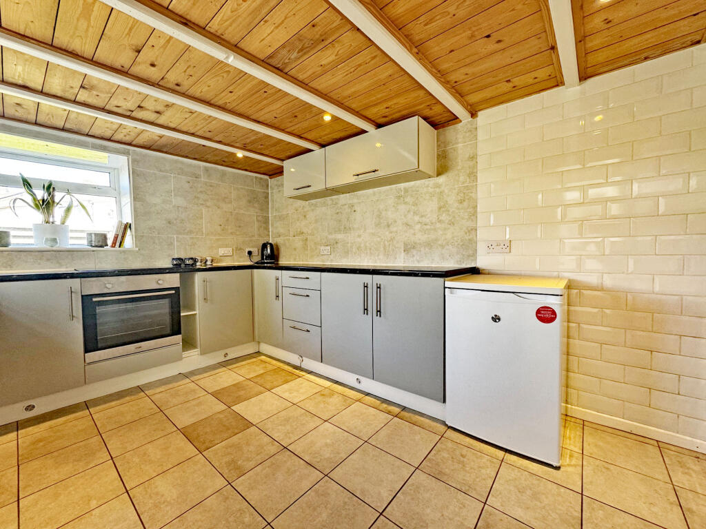 (6) resized_image00022.