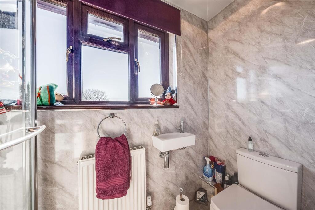 En-Suite Shower