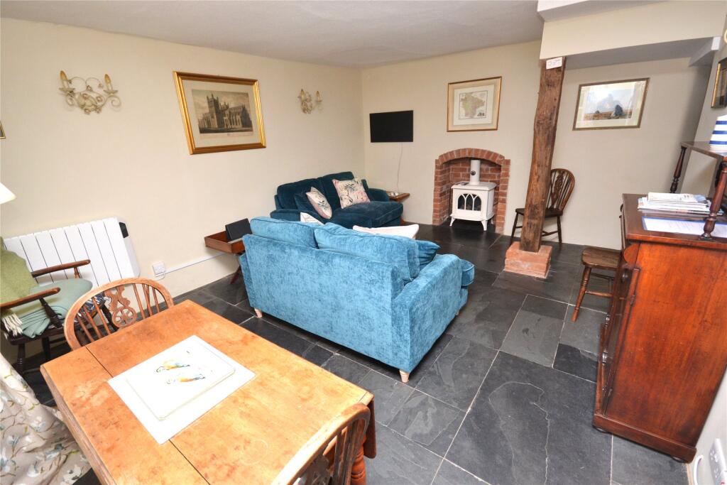 Sitting/Dining Room