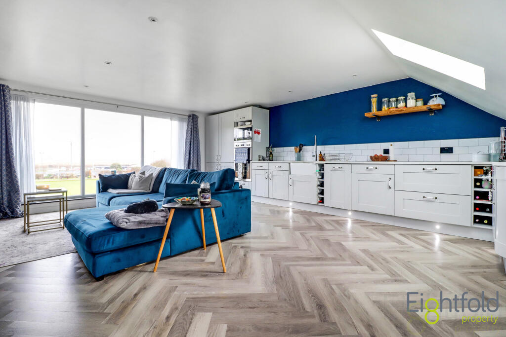 Open Plan Kitchen/Living/Dining Room