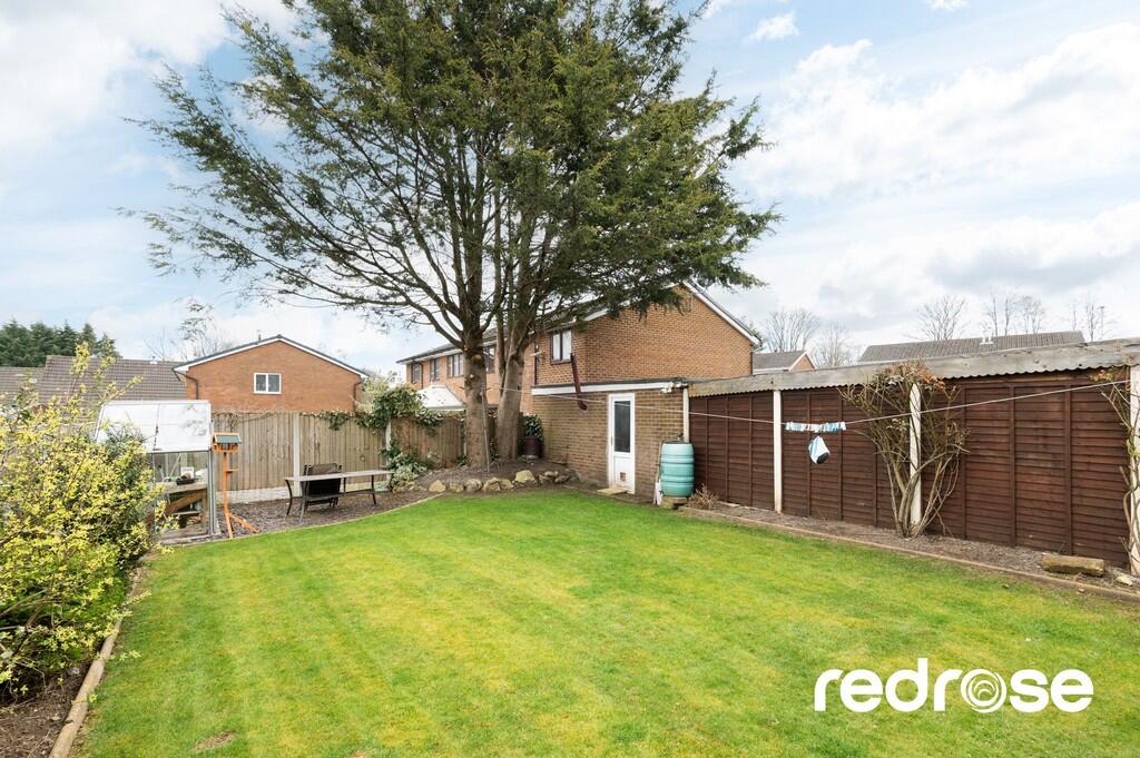 web_18 Harlech Dr...