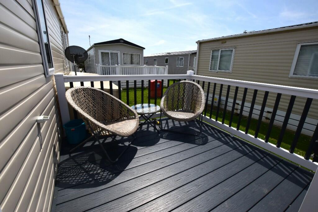 Side decking