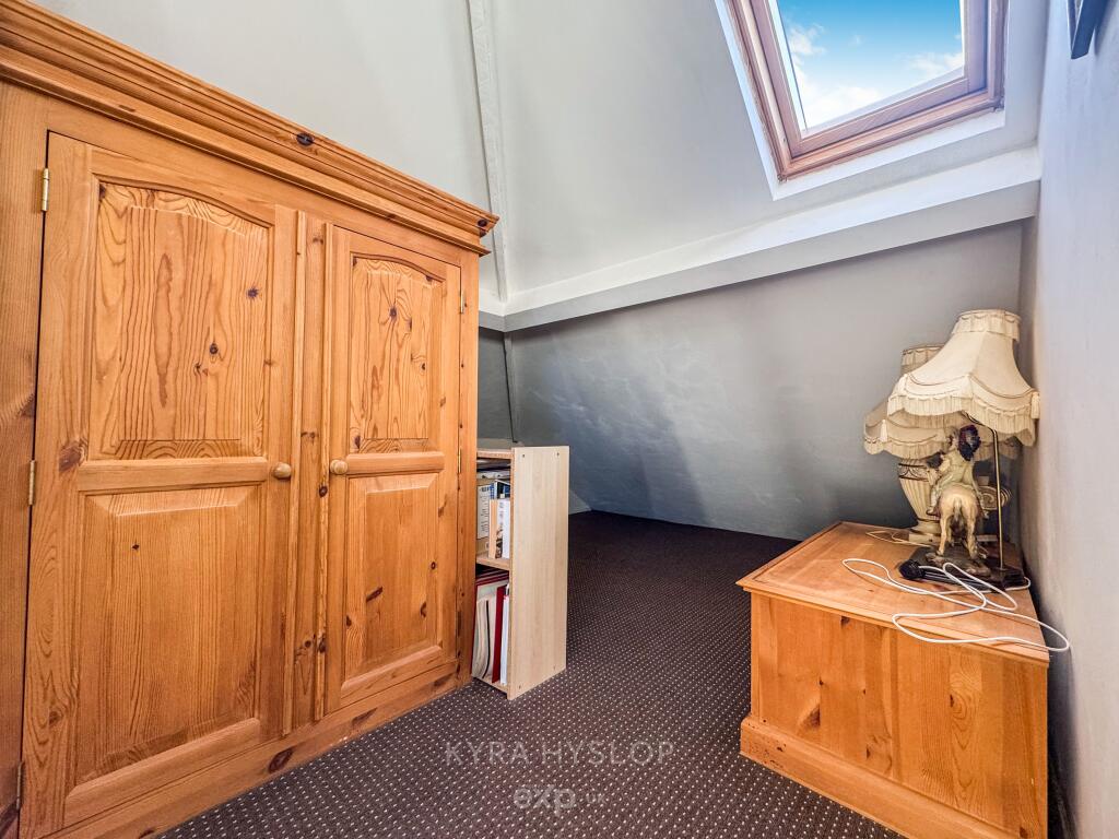 Tlc Ea46290b-fc7a-461c-aec2-7edda93dff46 5e11e12 T202508081120.jpg