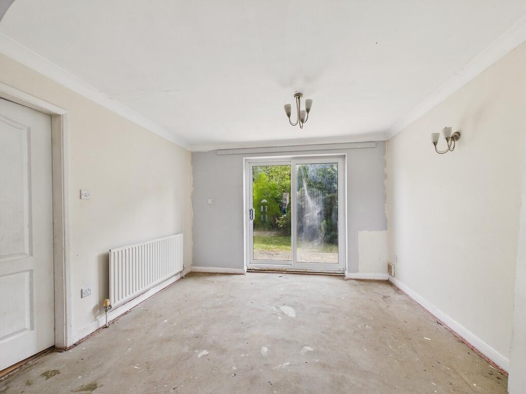 CAM04092G0-PR0093...