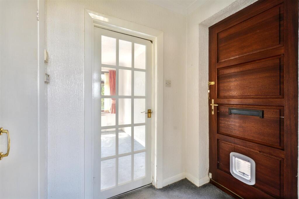 Hallway_2.jpeg
