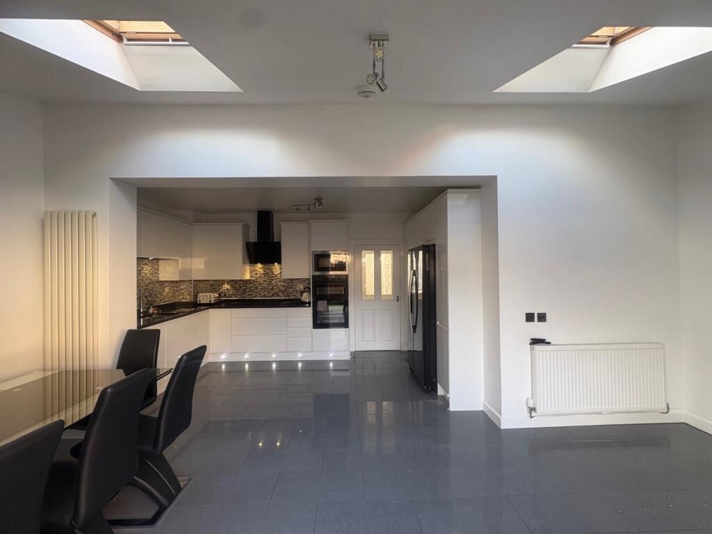 Kitchen_2