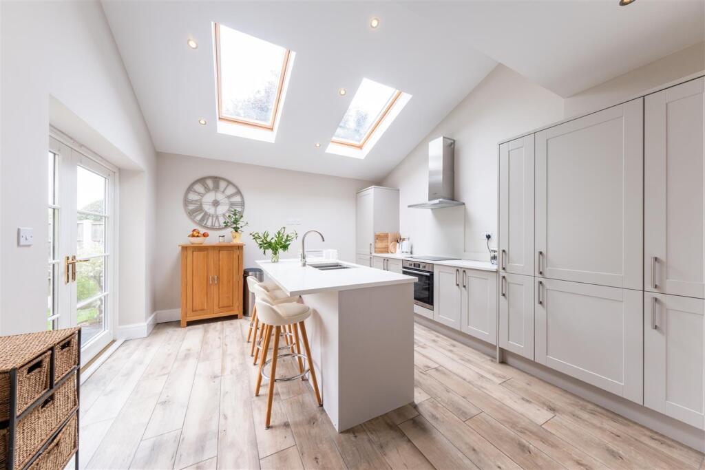 36 The Ridgeway-001.jpg