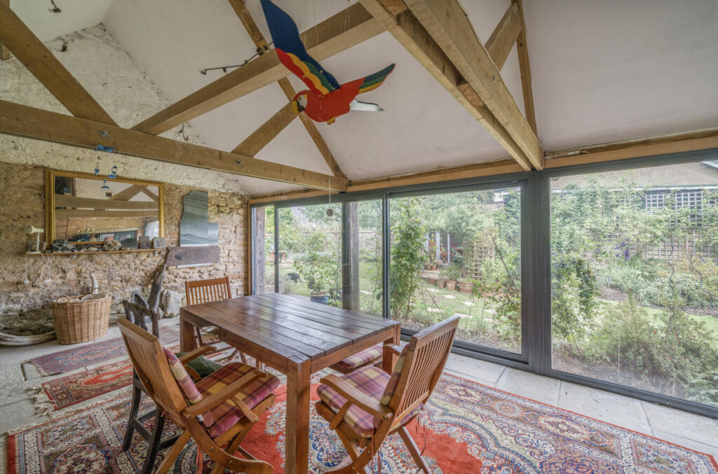 1346329-6-68b7169...