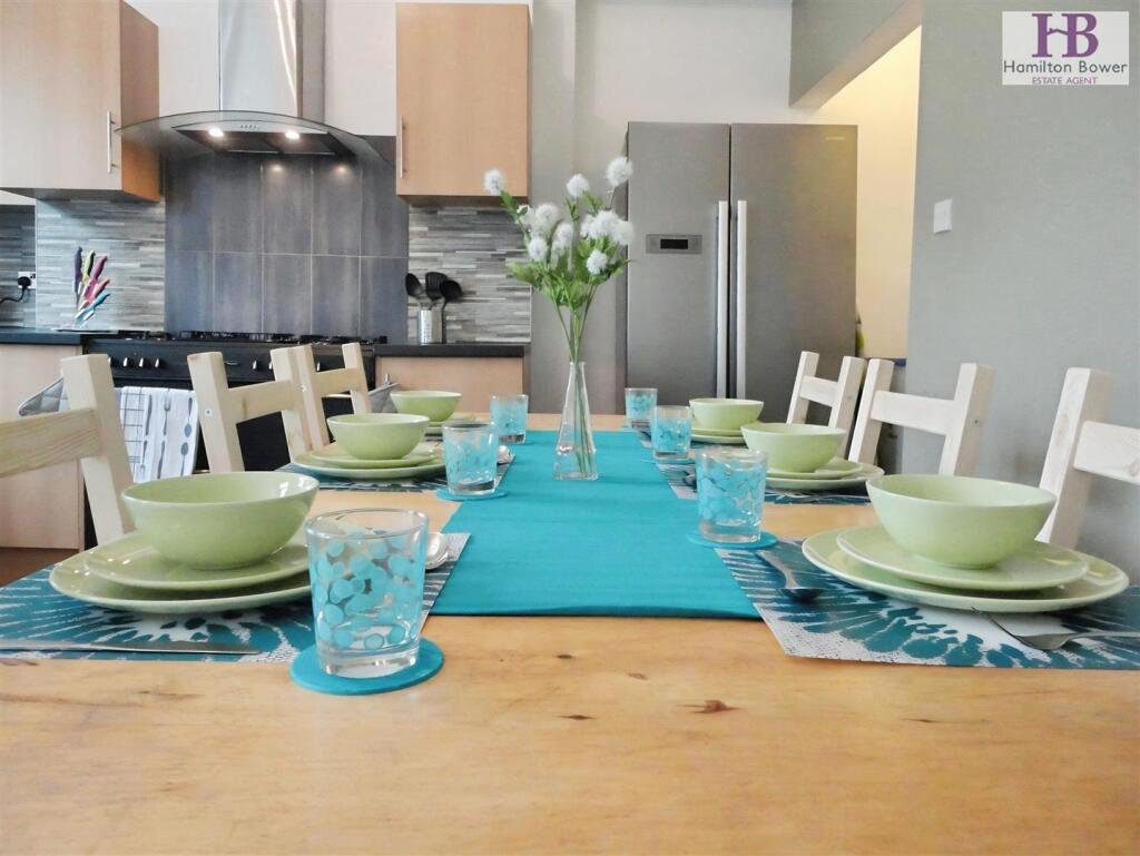 480243ee-23 20alex.jpg