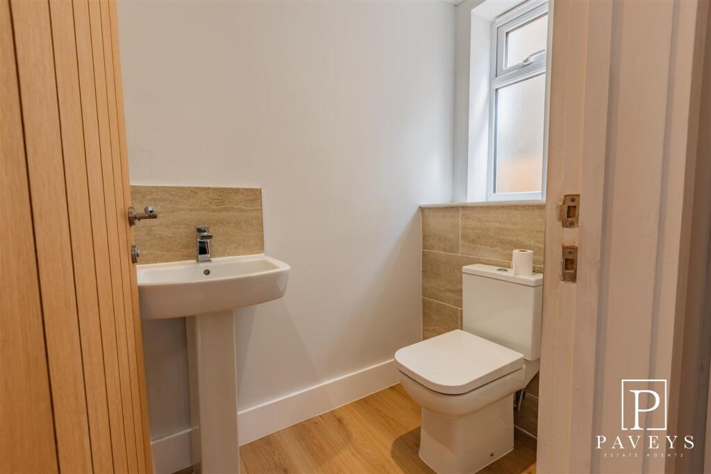 CLOAKROOM