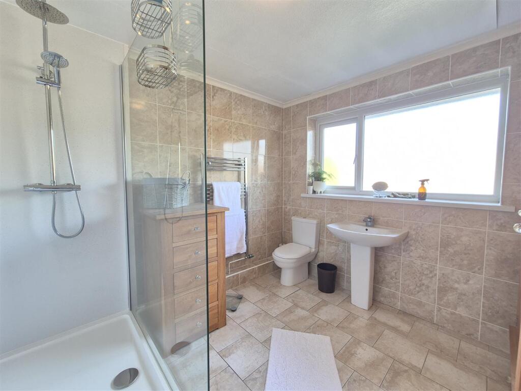 En-Suite Shower Room